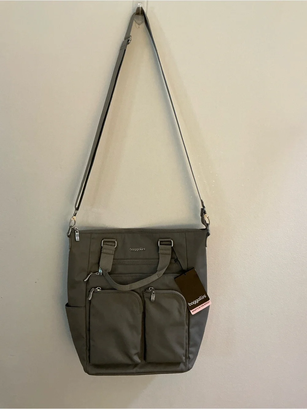 NWT Baggallini All Set 3 in 1 convertible crossbody tote backpack in silver gray - Picture 11 of 13